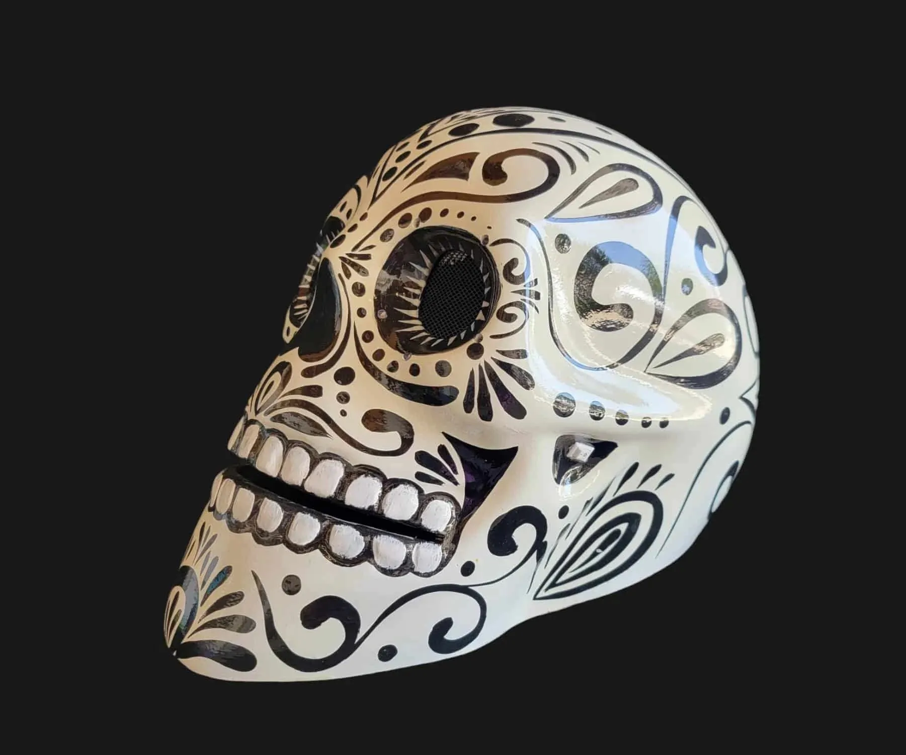 Calavera mask / helmet with Stunning LED Lights for show - Image 6