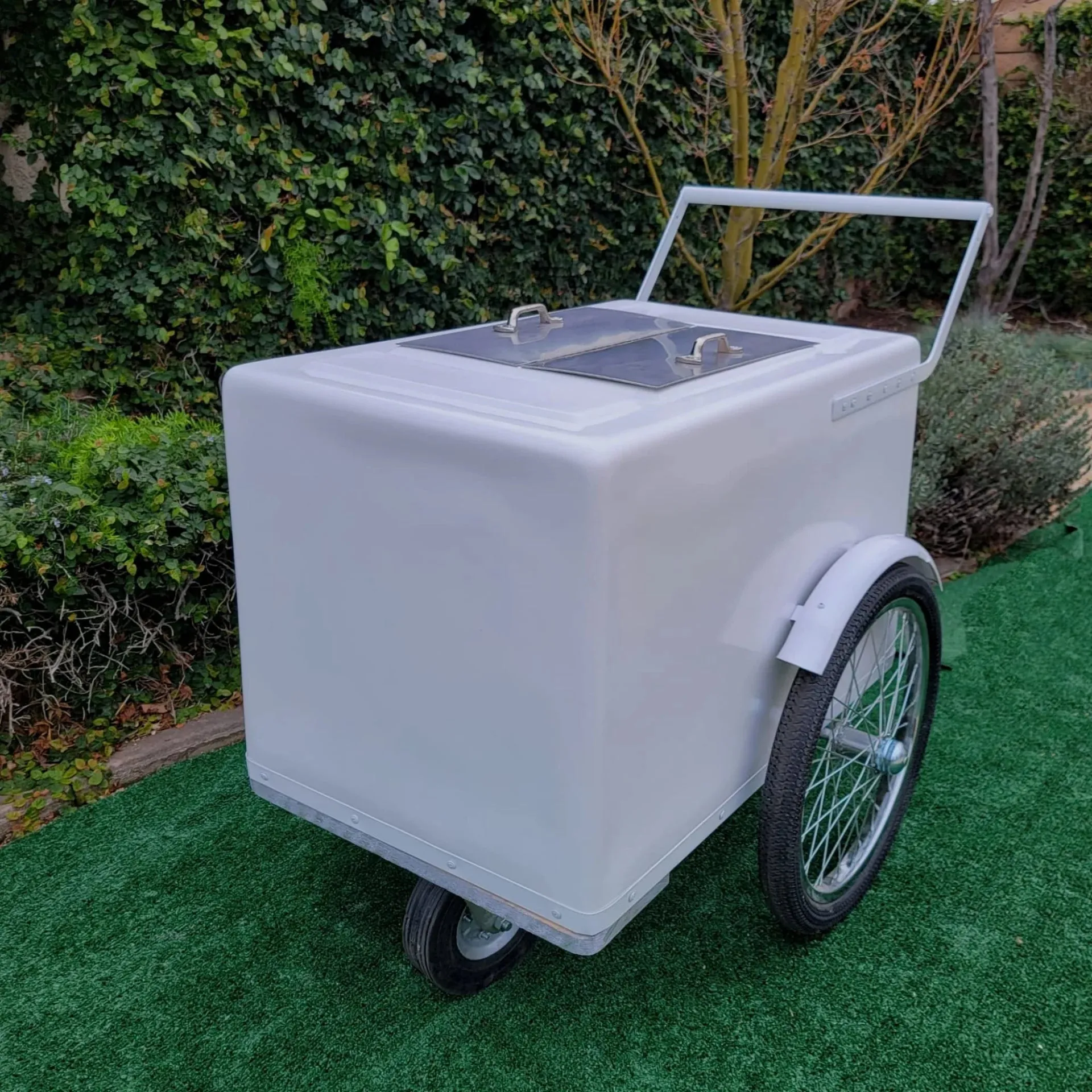 Popsicle Cart all white with Fenders Standard Size – Sleek & Functional - Image 4