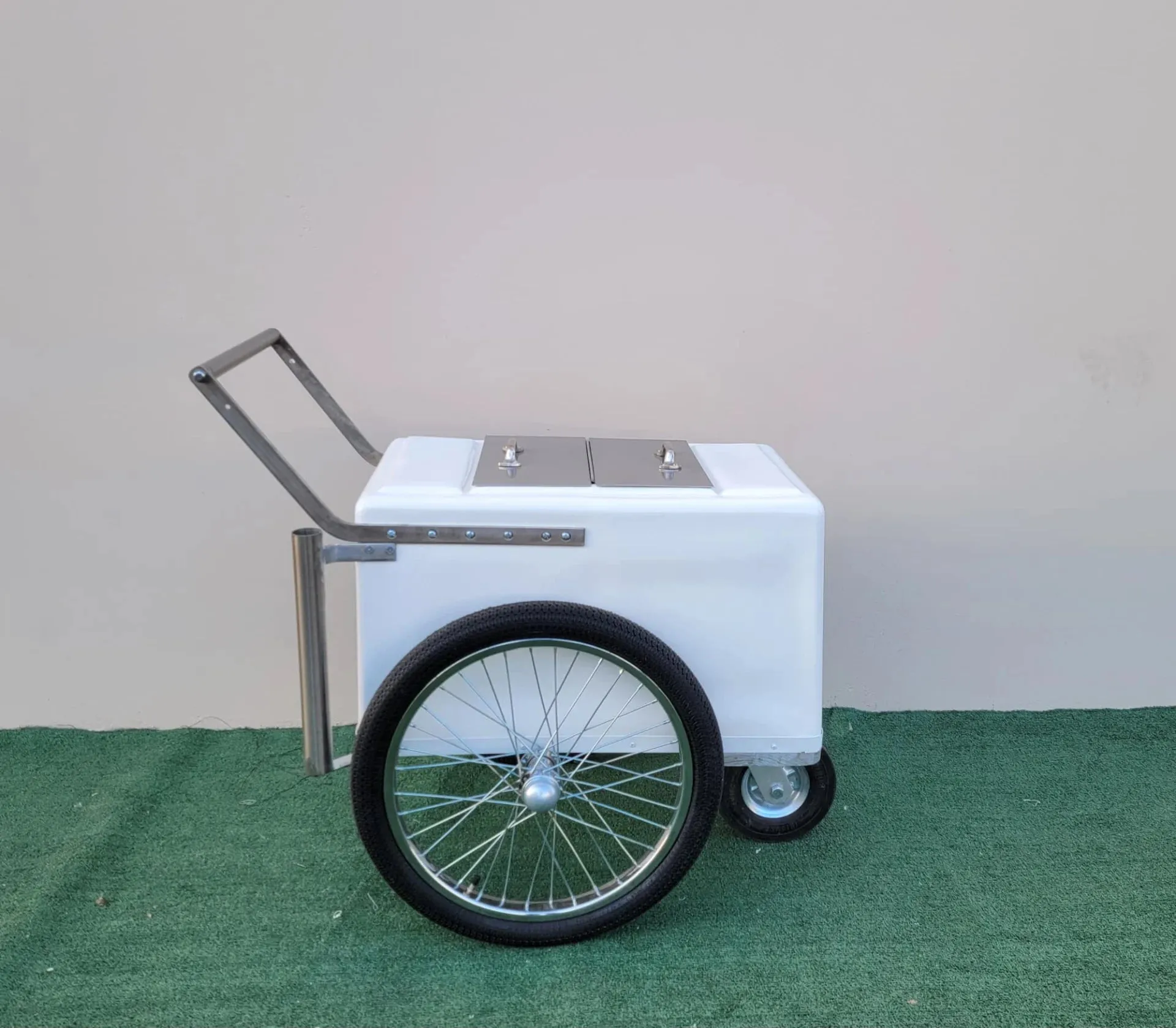 Small Size Popsicle Cart with Bicycle Tires – Mobile & Versatile - Image 4